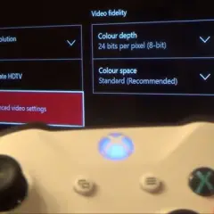Podłączanie Xboxa do TV: Obraz i dźwięk w 4K? Sprawdź!
