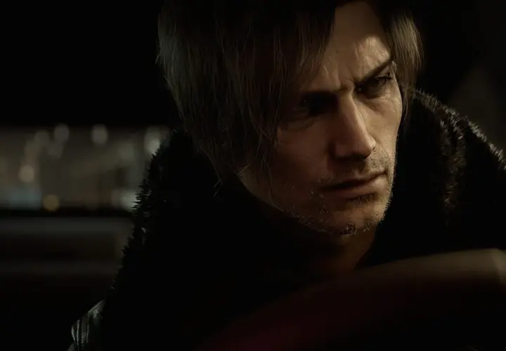 Leon S. Kennedy w futrzanym kołnierzu, gotowy na kolejne wyzwania w najlepszych horrorach.