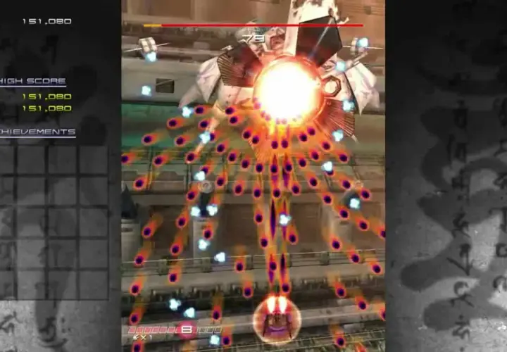 Statek kosmiczny walczy z hordą wrogów, unikając deszczu pocisków w grze typu bullet hell.