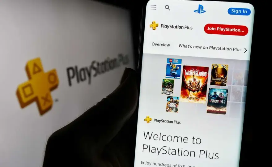 Miesięczne gry PS Plus 2026 - Jak działają i który plan wybrać?