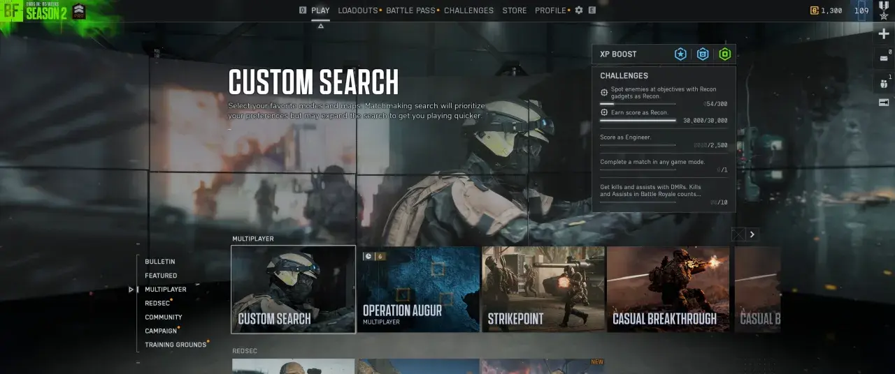 Główny ekran gry z opcją "Custom Search" do wyszukiwania rozgrywek multiplayer. Widoczne wyzwania i tryby gry.