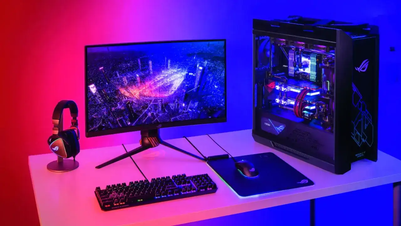 Gamingowy zestaw z podświetlanym PC, monitorem, klawiaturą i myszką. Idealny do gier, może spełnić wiedźmin 4 wymagania.