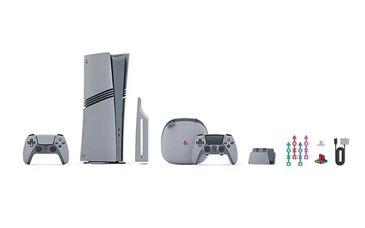 Nowa konsola PS5 Pro premiera! Zestaw zawiera konsolę, dwa kontrolery DualSense, stację ładującą i akcesoria.